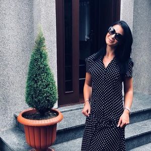 Meet your Posher, Sofiko